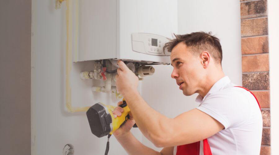 Expert burst pipe repair services in Varina, IA